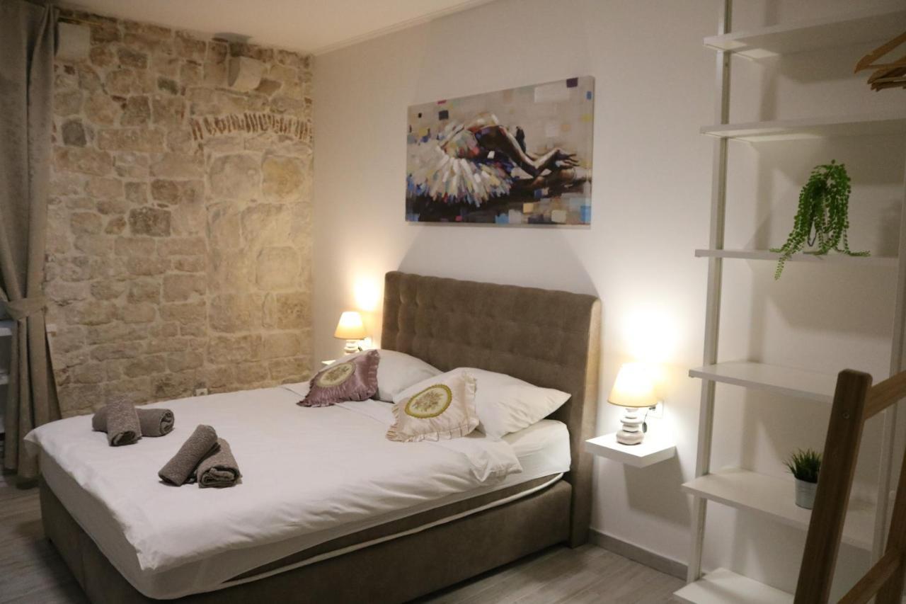 Studios Kadena Trogir - 18Th Century Stone House Luaran gambar