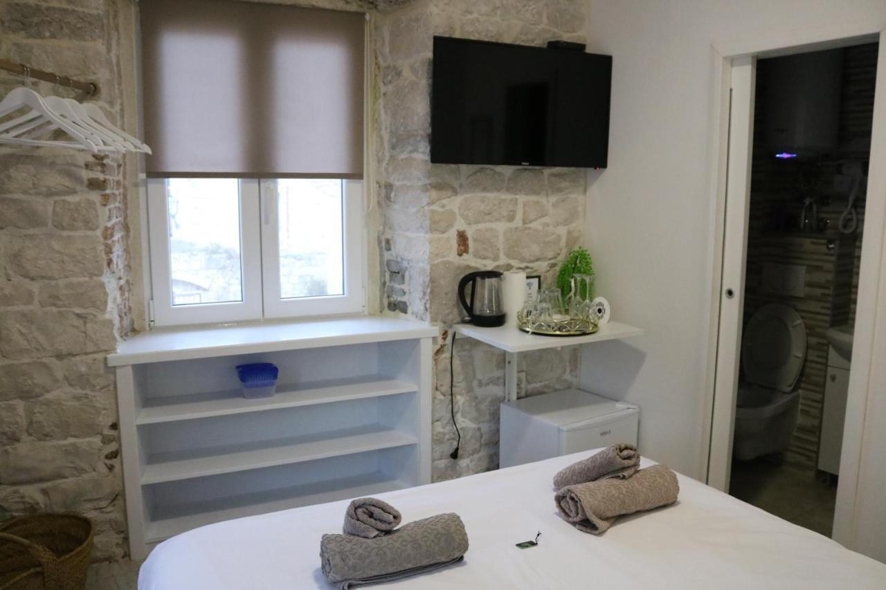 Studios Kadena Trogir - 18Th Century Stone House Luaran gambar