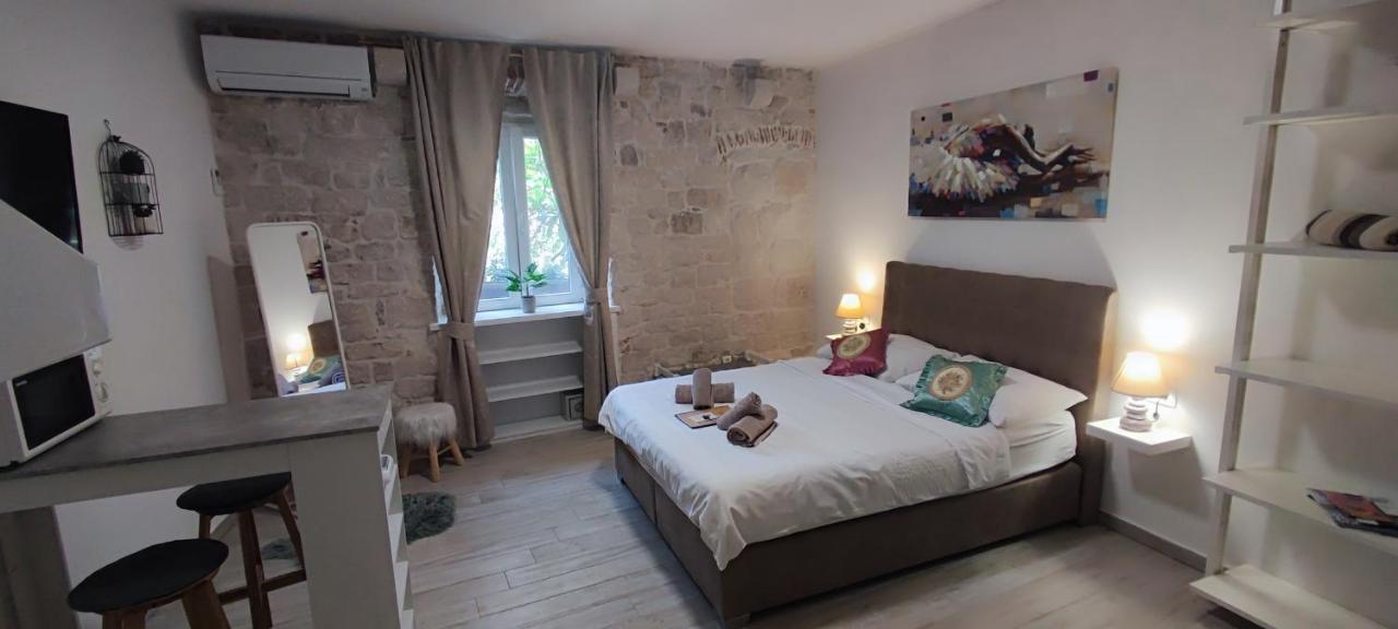Studios Kadena Trogir - 18Th Century Stone House Luaran gambar