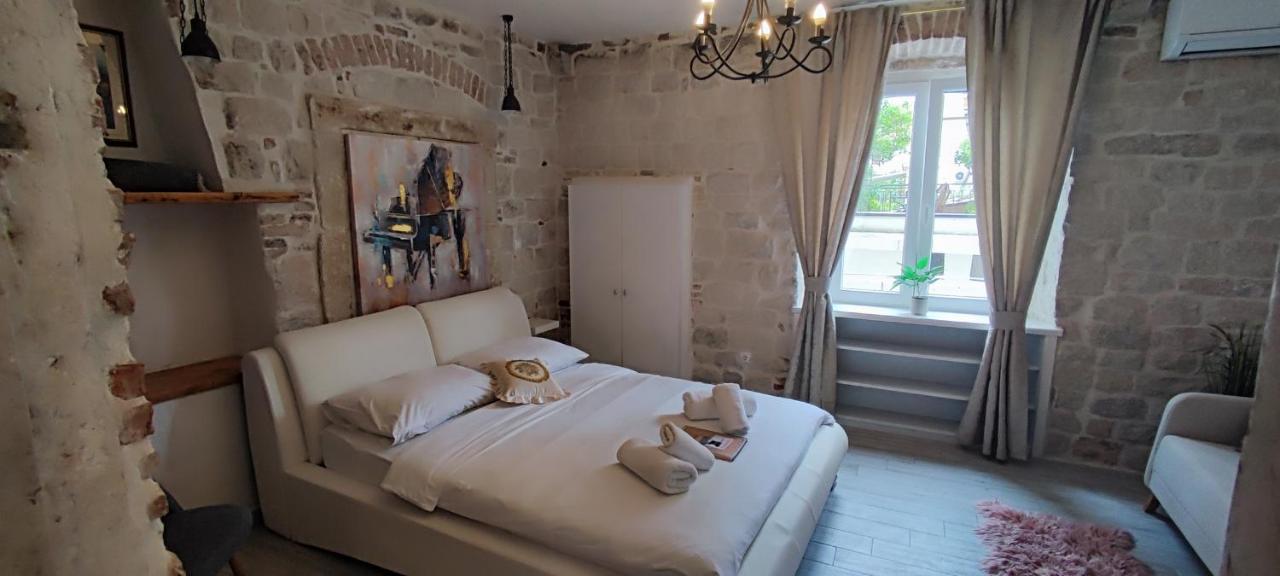 Studios Kadena Trogir - 18Th Century Stone House Luaran gambar
