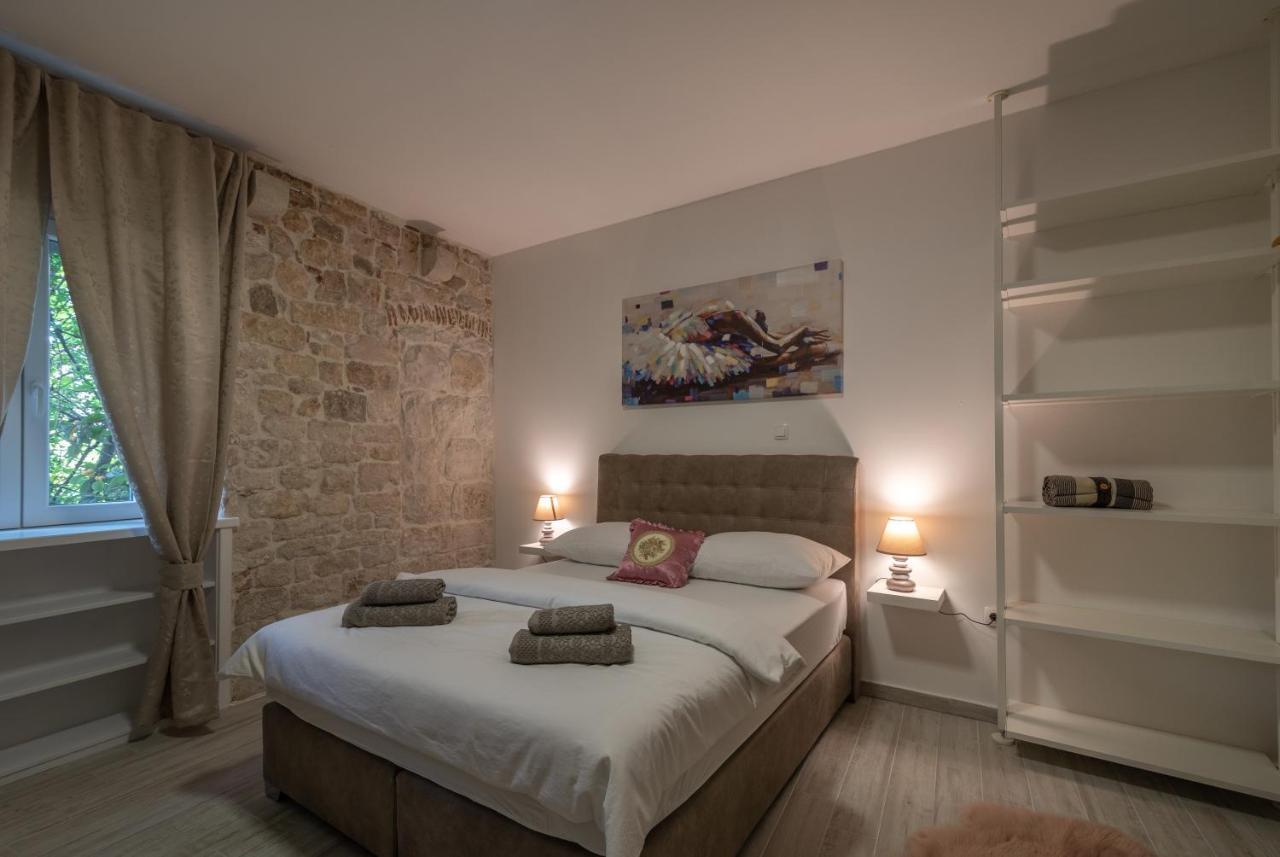 Studios Kadena Trogir - 18Th Century Stone House Luaran gambar